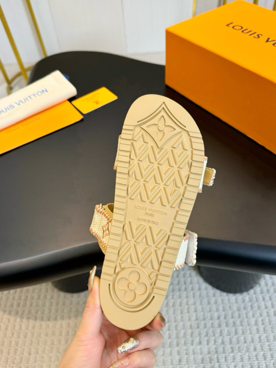 하얀악마 루이비통 슬리퍼 (22).jpg
