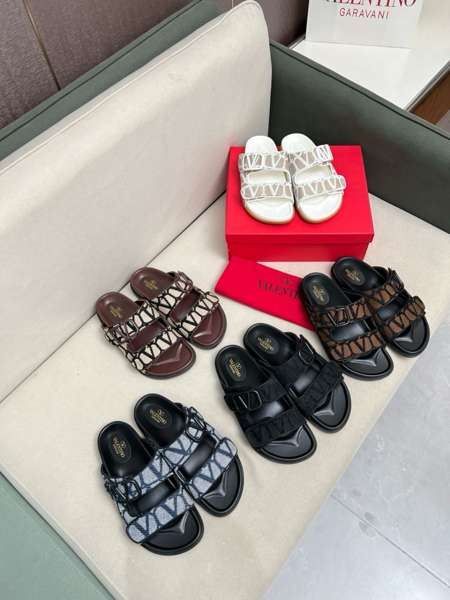 하얀악마 발렌티노 슬리퍼 (1).jpg