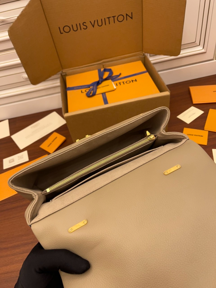 하얀악마 루이비통 마들렌 (12).jpg