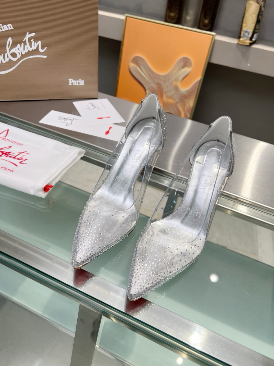 하얀악마 루부탱 구두 (1).jpg