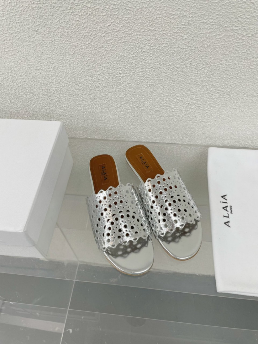 하얀악마 알라이아 슬리퍼 (5).jpg