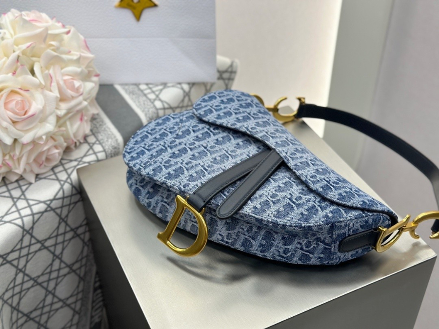 하얀악마 디올 새들백 (6).jpg