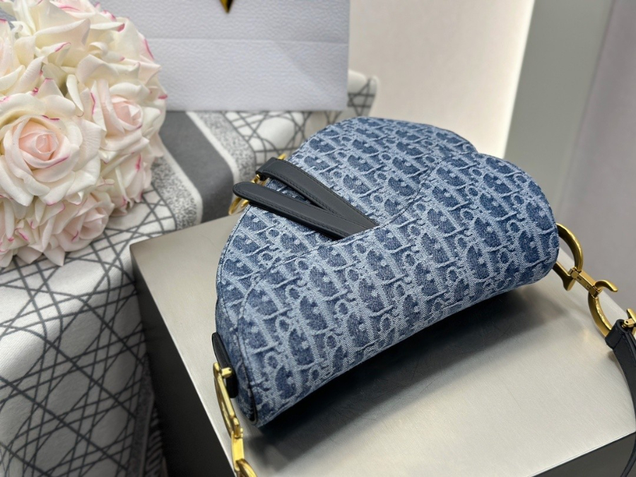 하얀악마 디올 새들백 (7).jpg