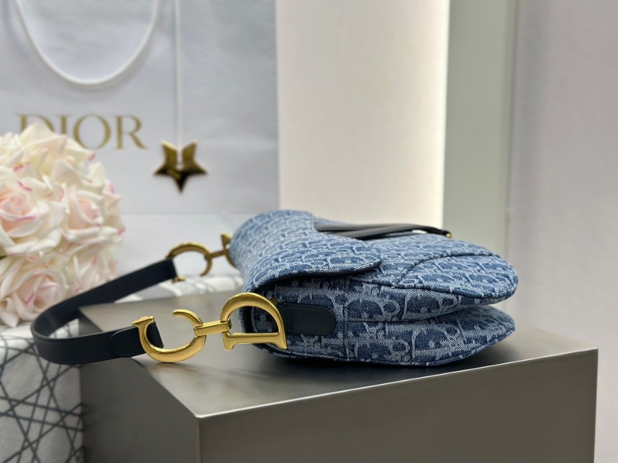 하얀악마 디올 새들백 (8).jpg