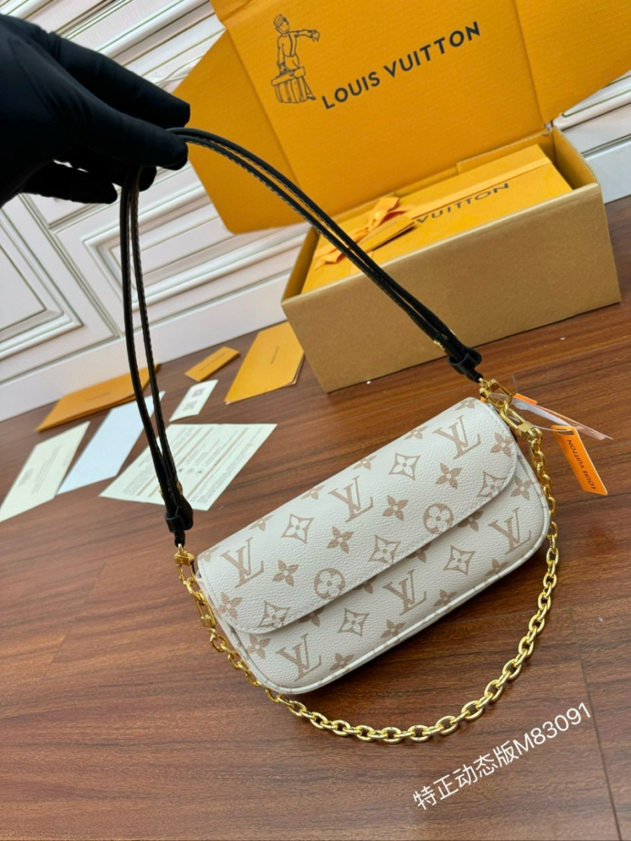 하얀악마 루이비통 월릿 (3).jpg