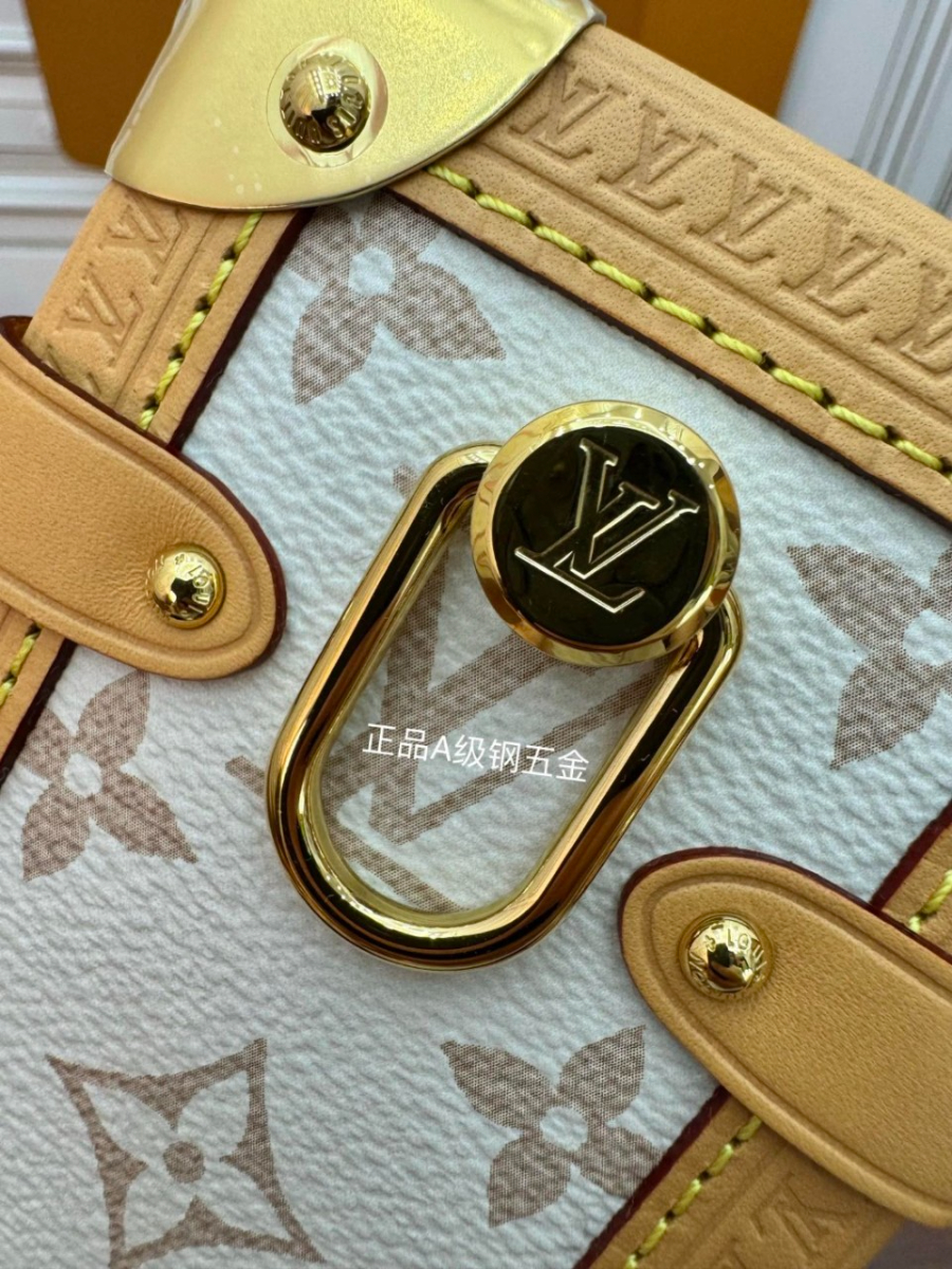 하얀악마 루이비통 사이드트렁크 (5).jpg