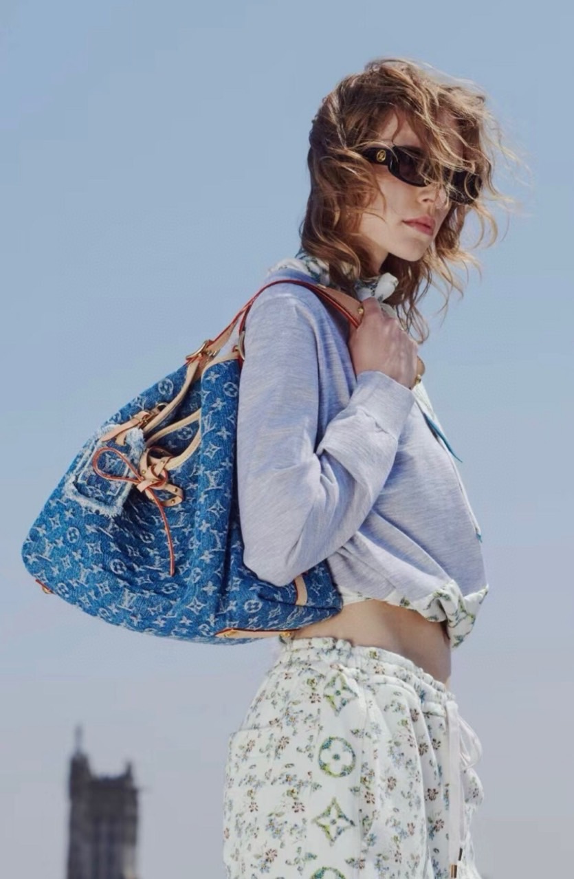 하얀악마 루이비통 캐리올 (1).jpg