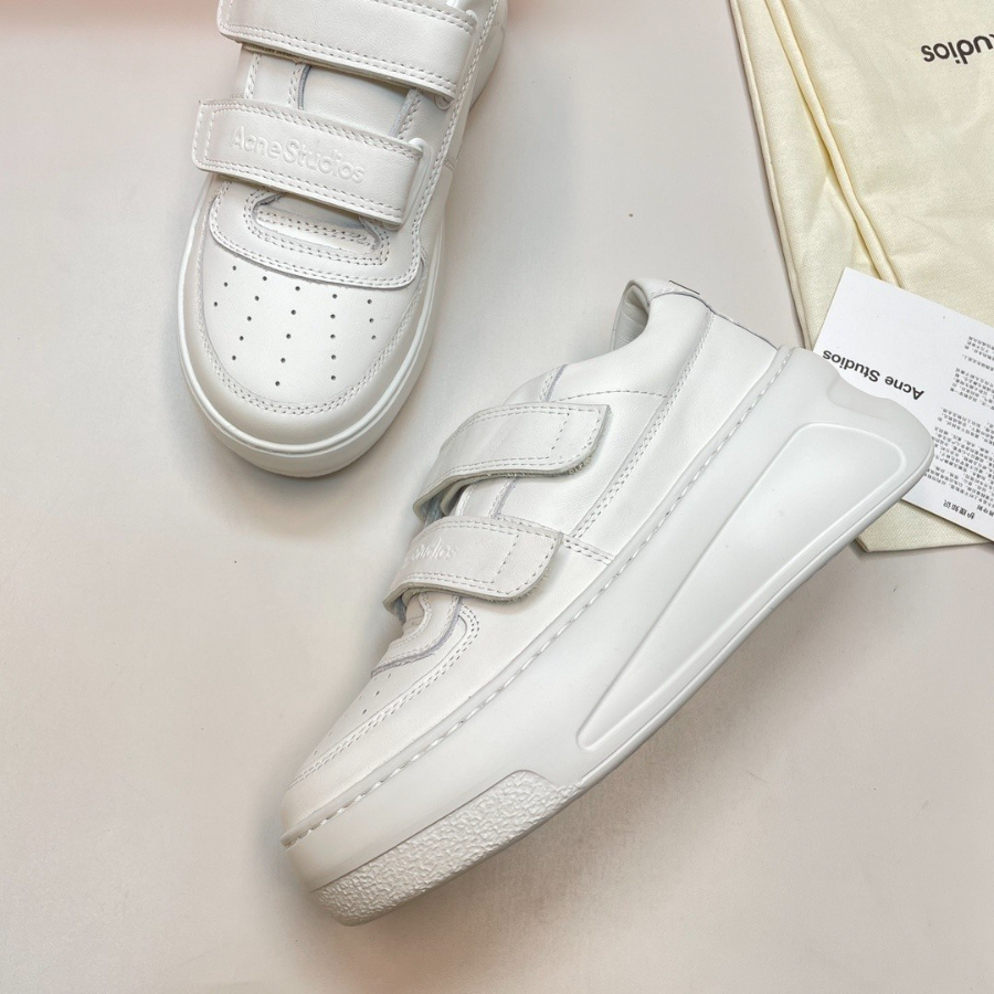 하얀악마 아크네 스니커즈 (10).jpg