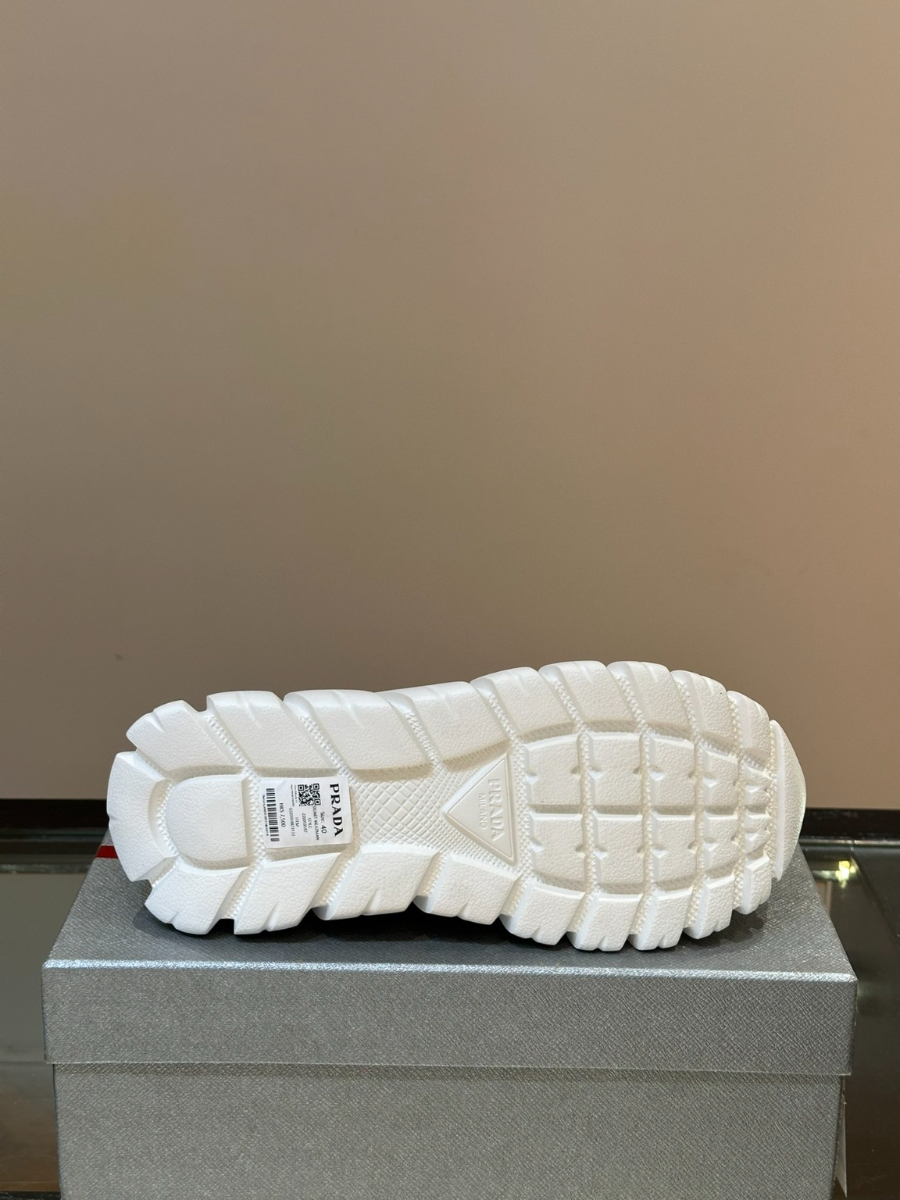 하얀악마 프라다 스니커즈 (11).jpg