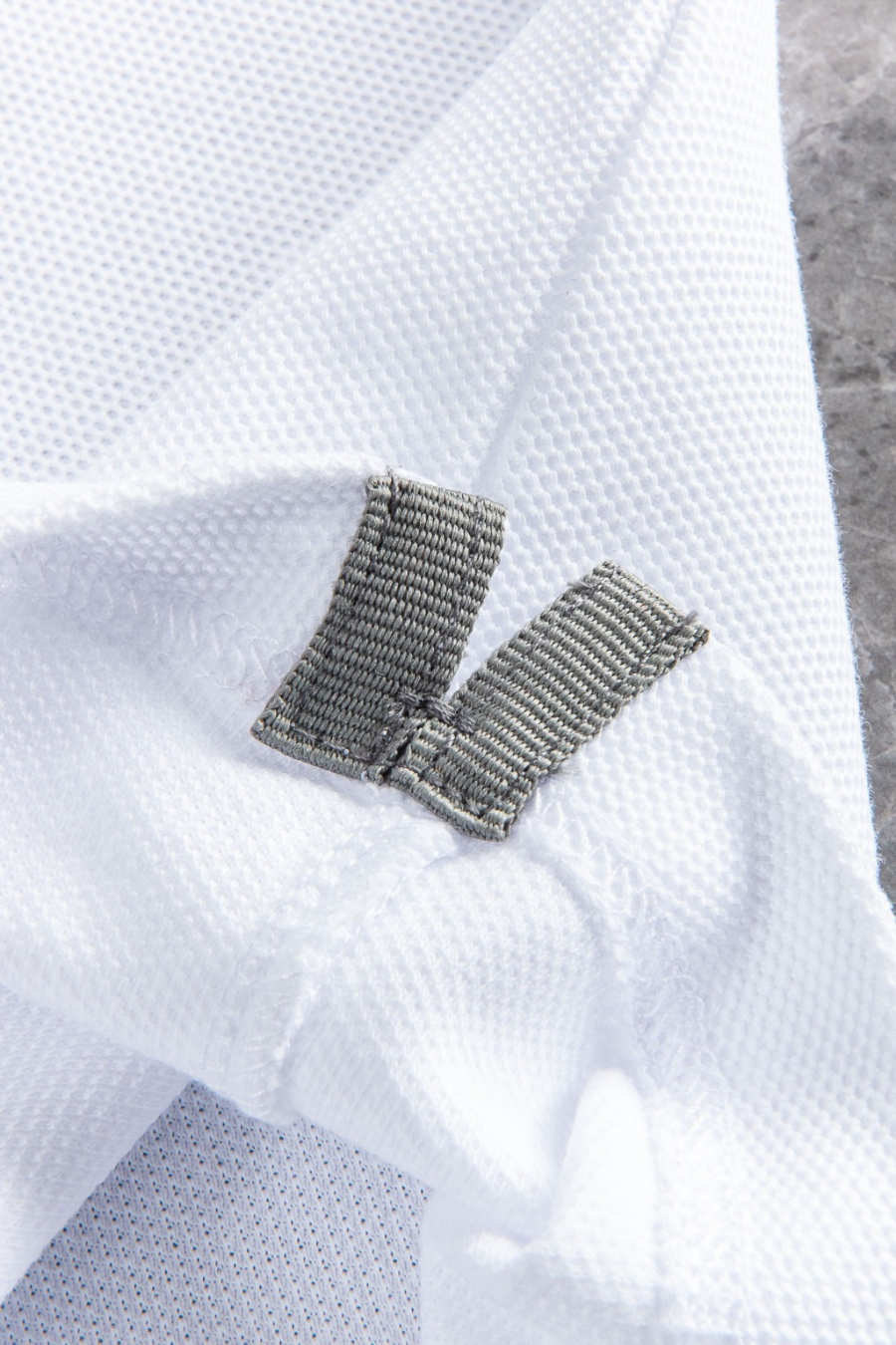 하얀악마 브루넬로 쿠치넬리 반팔티 (10).jpg