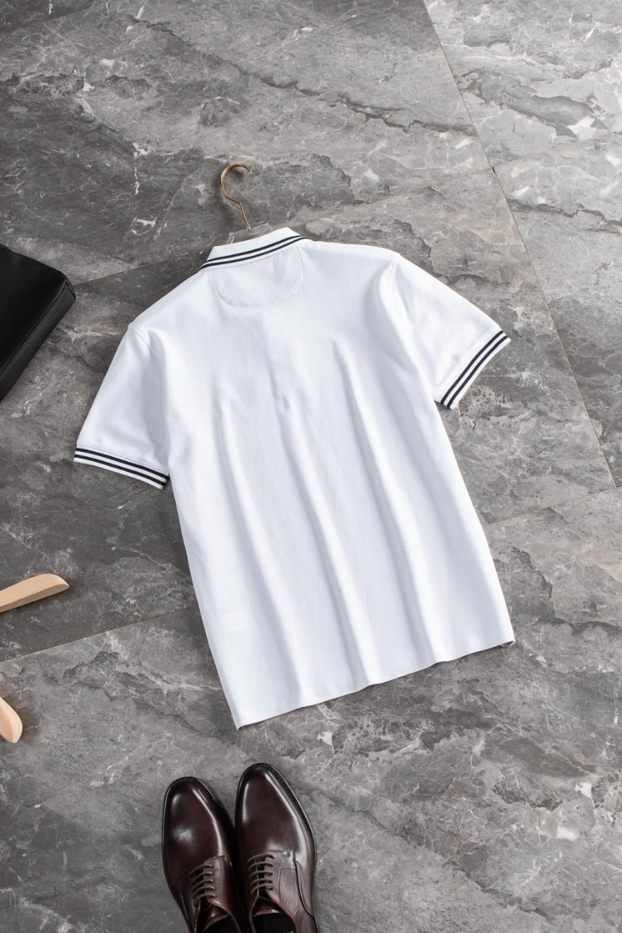 하얀악마 브루넬로 쿠치넬리 반팔티 (11).jpg