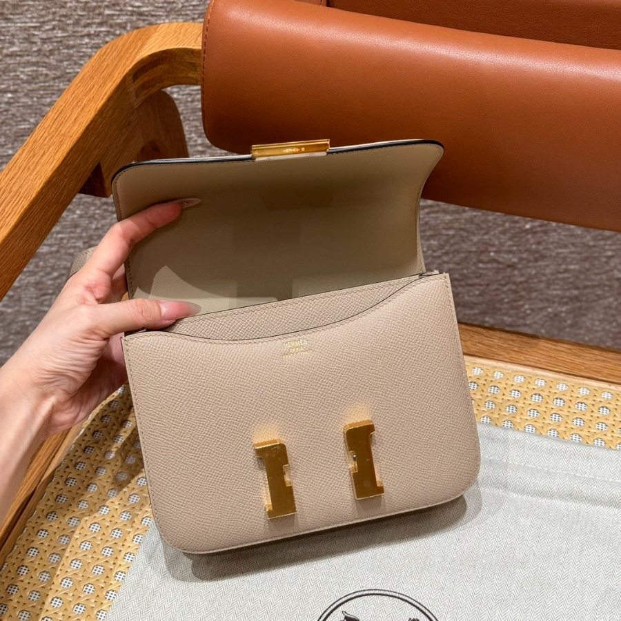 하얀악마 에르메스 콘스탄스 (11).jpg