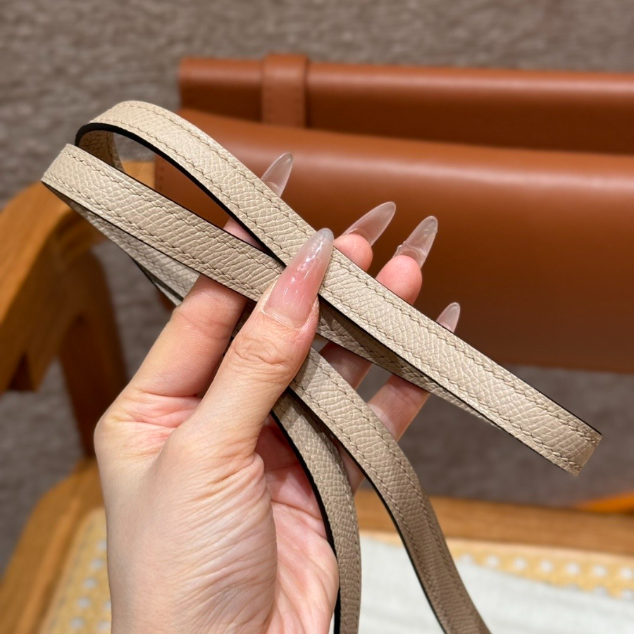 하얀악마 에르메스 콘스탄스 (17).jpg