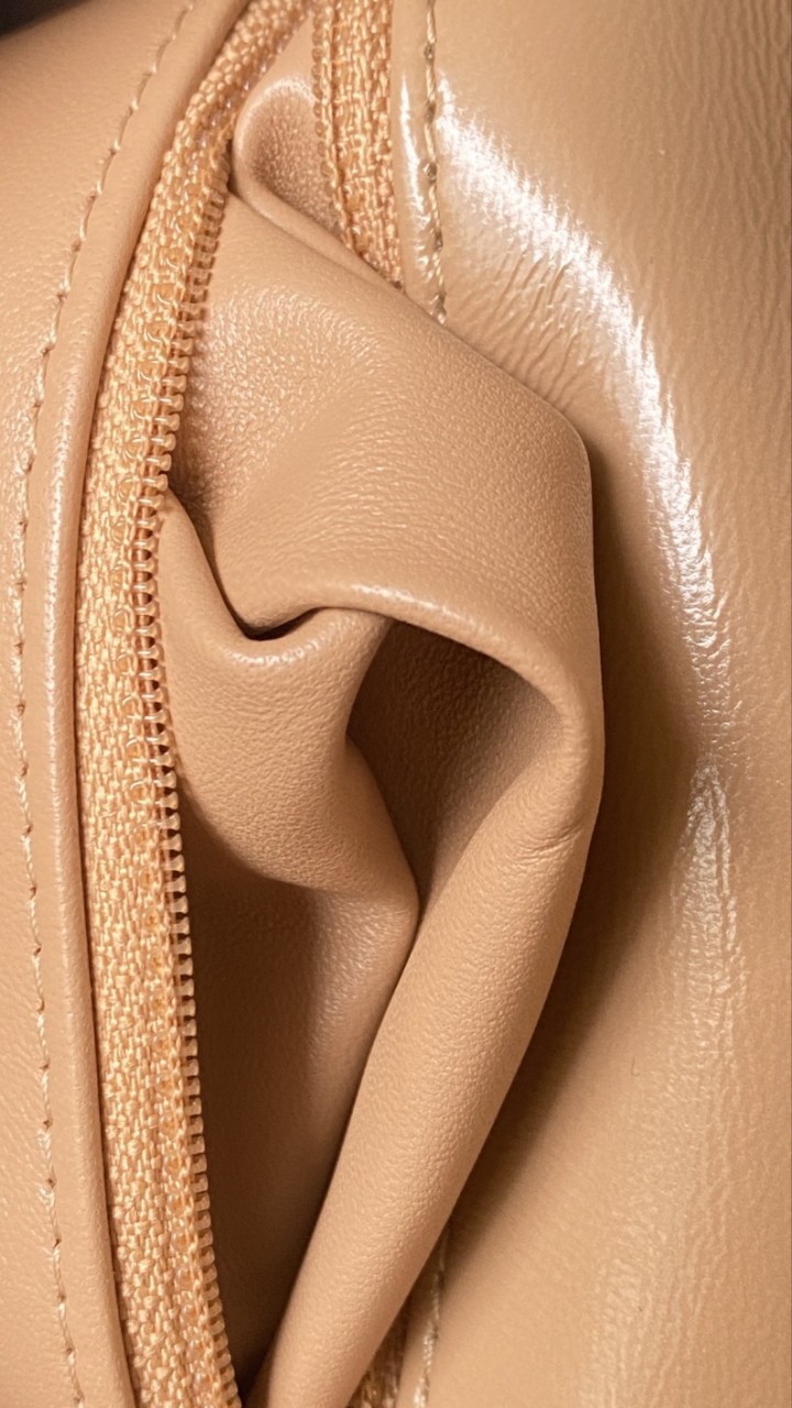 하얀악마 샤넬 핸들 미니 플랩백 (20).jpg