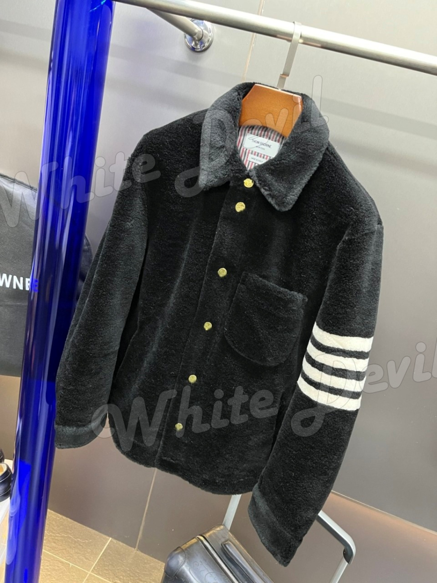 하얀악마 톰브라운 양털자켓 (3).jpg