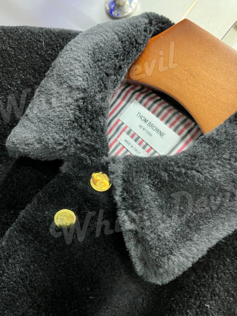 하얀악마 톰브라운 양털자켓 (5).jpg