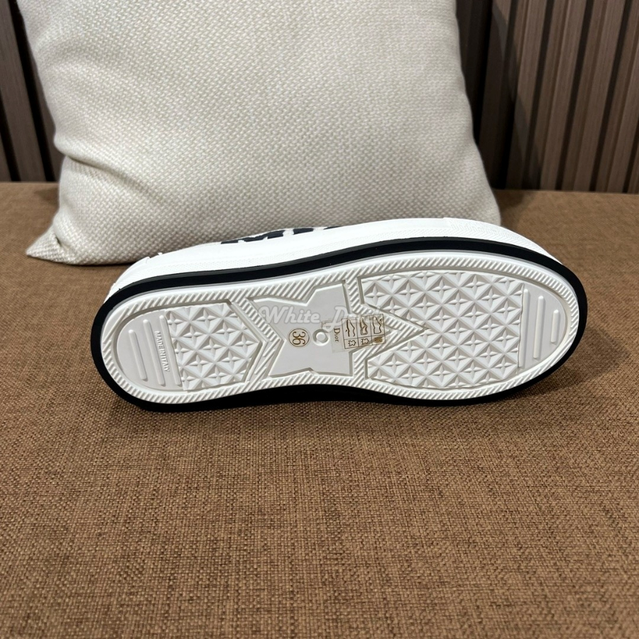 하얀악마 디올 워크앤 스니커즈 (11).jpg