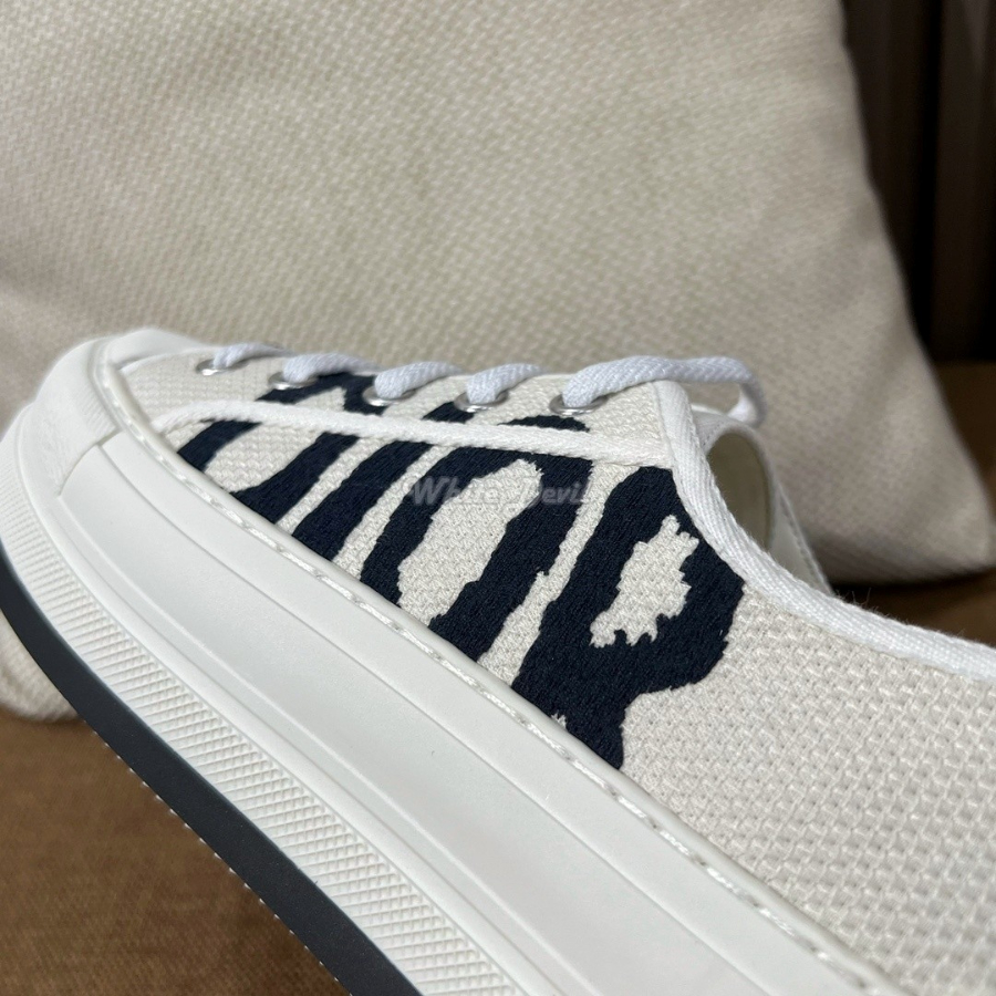 하얀악마 디올 워크앤 스니커즈 (16).jpg