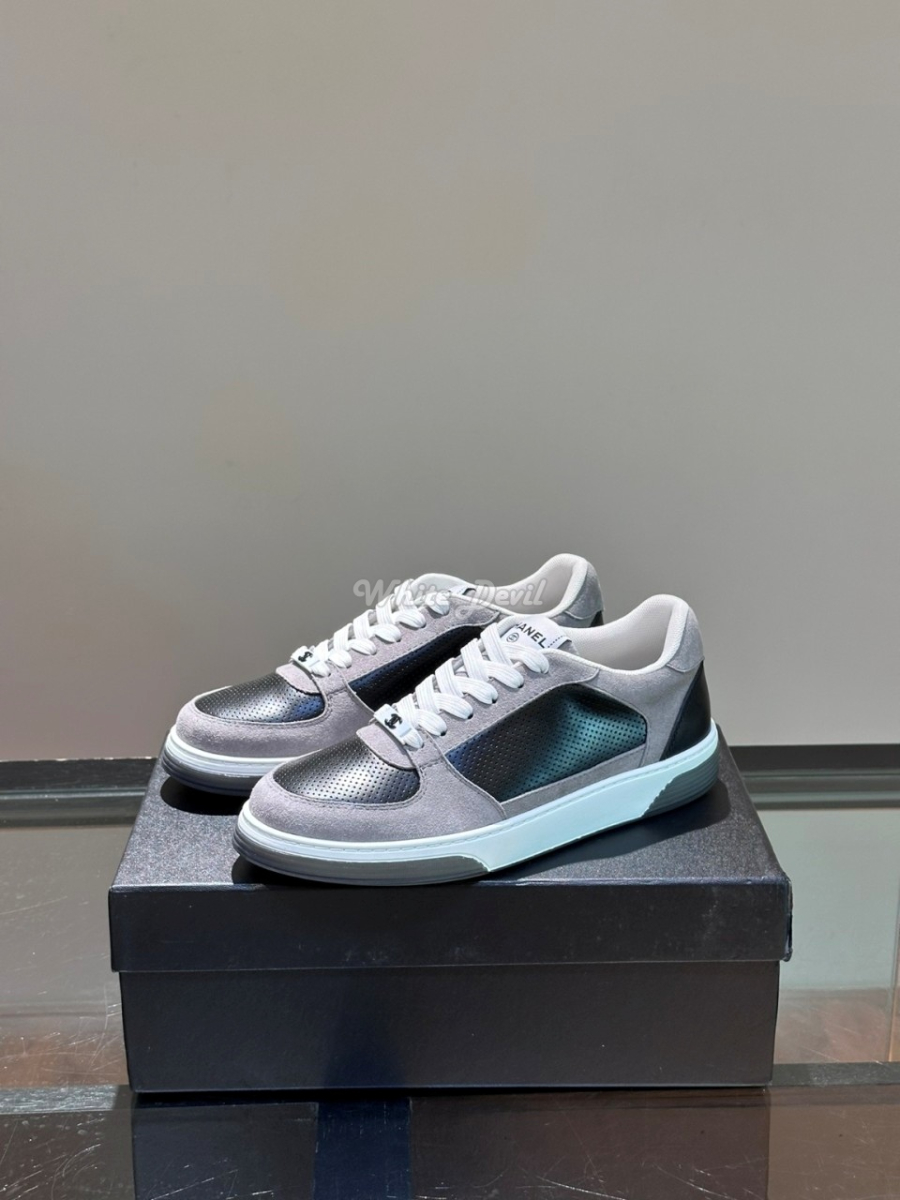 하얀악마 샤넬 스니커즈 (2).jpg