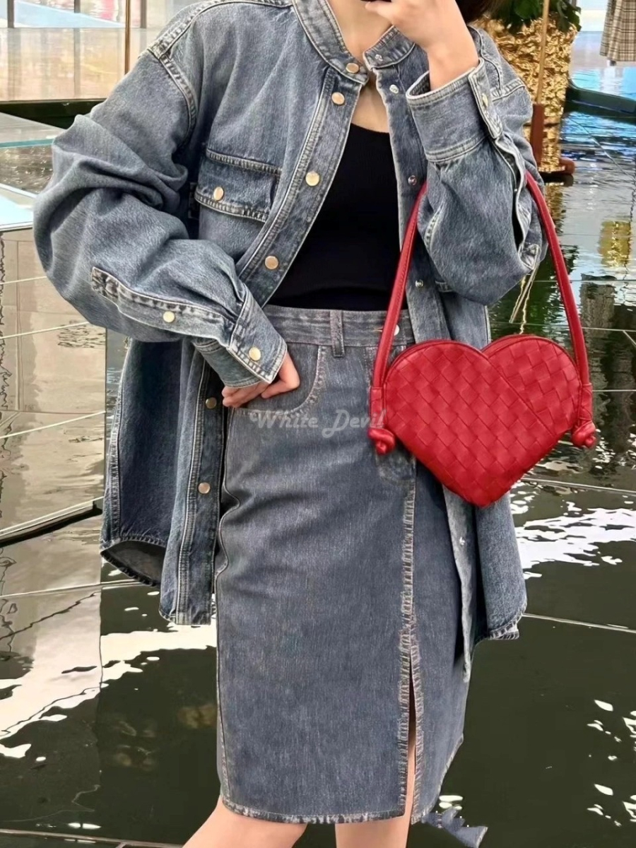 하얀악마 보테가 미니 솔스티스 하트백 (3).jpg