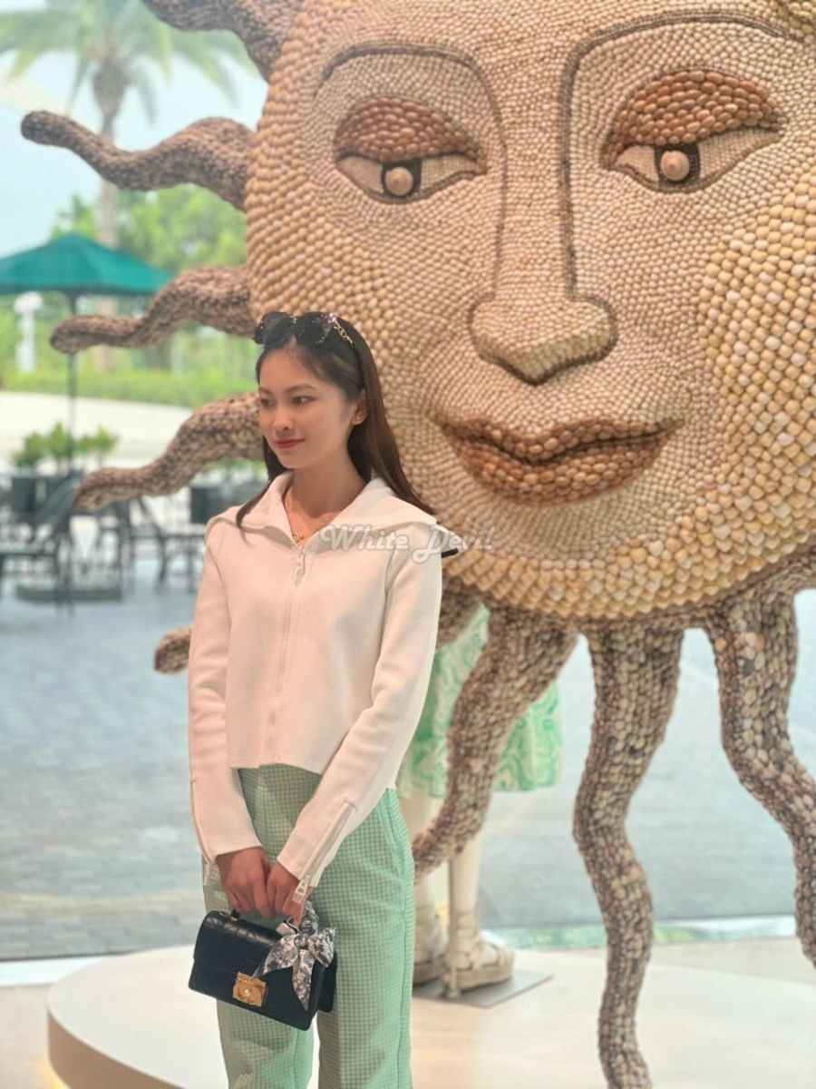 하얀악마 디올 리비에라 스탠드 칼라 크롭 재킷 (3).jpg