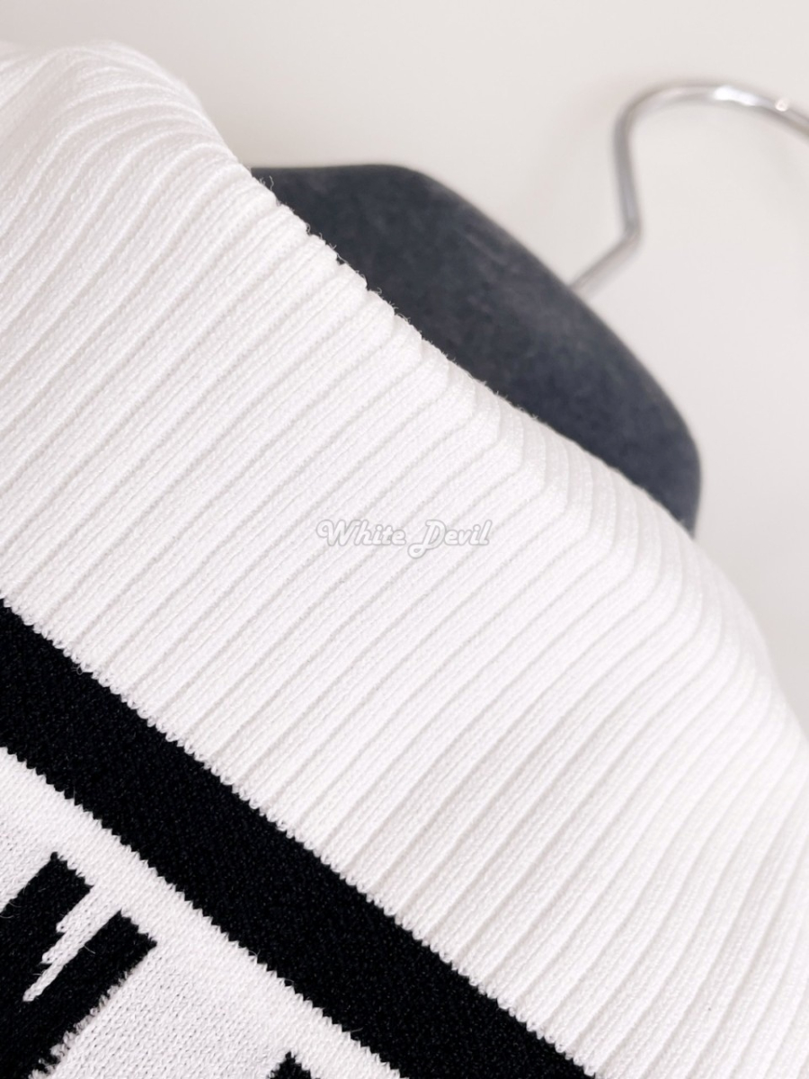 하얀악마 디올 리비에라 스탠드 칼라 크롭 재킷 (21).jpg