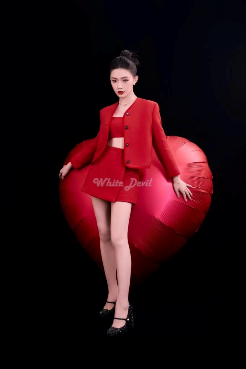 하얀악마 디올 아무르 크롭 재킷 (3).jpg