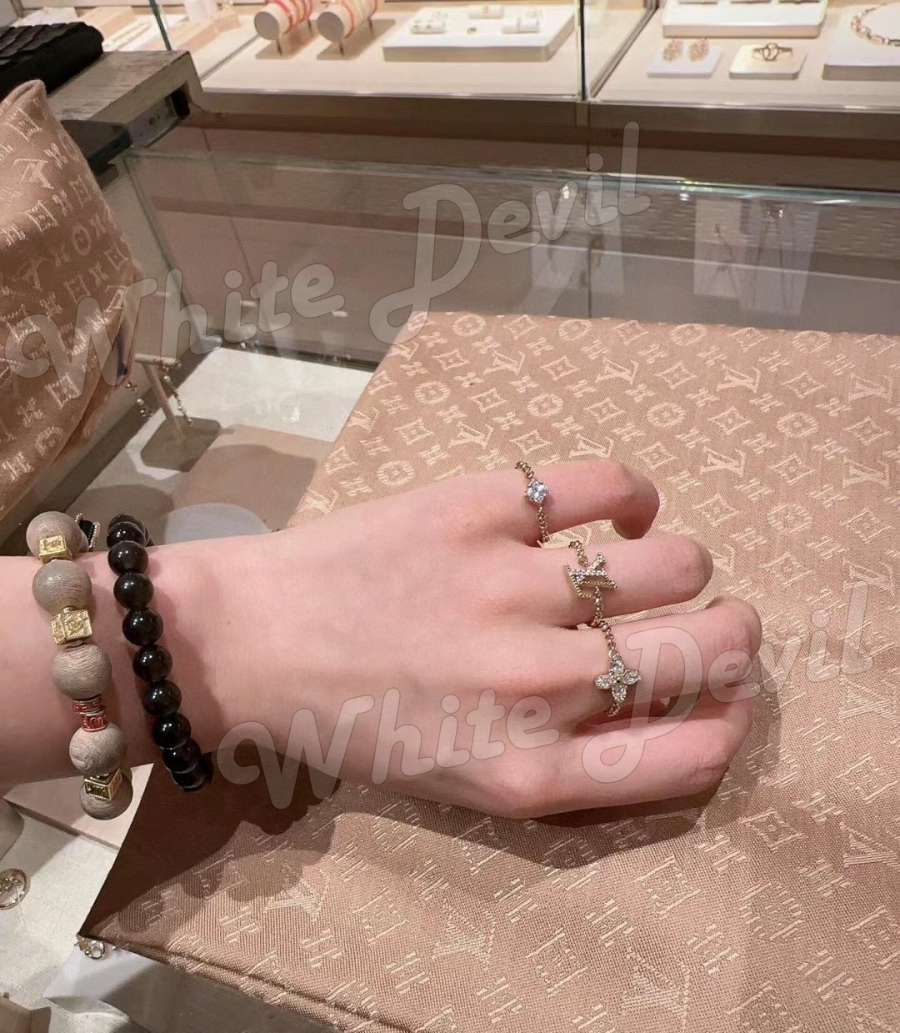 하얀악마 루이비통 반지 (2).jpg