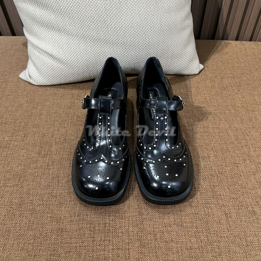 하얀악마 미우미우 브러쉬드 브로그 슈즈 (5).jpg