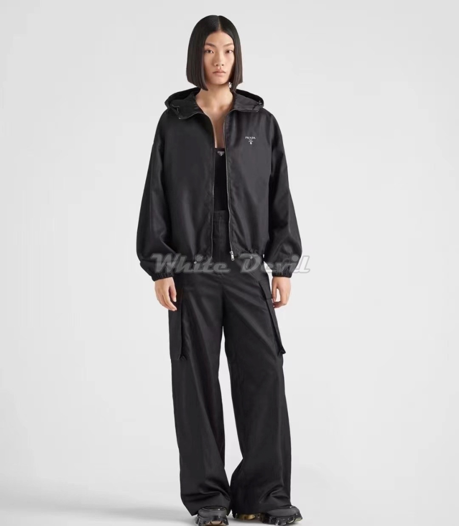 하얀악마 프라다 자켓 (2).jpg