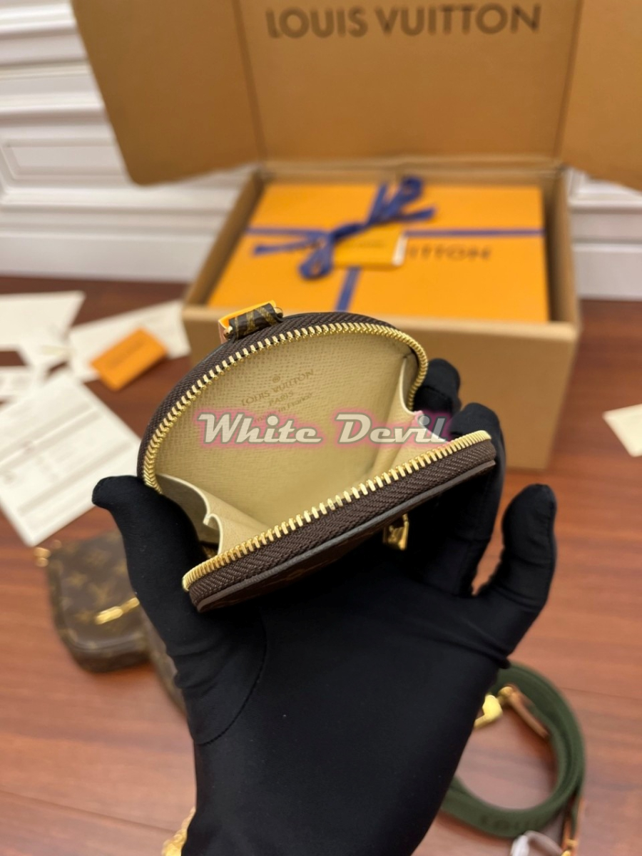 하얀악마 루이비통 악세수아 (16).jpg