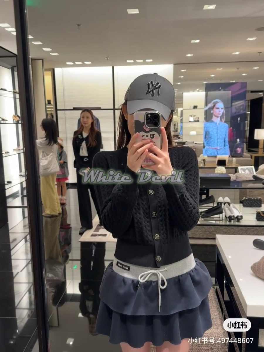 하얀악마 샤넬 가디건 (2).jpg