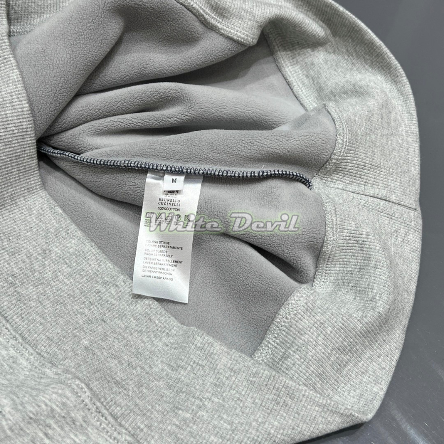 하얀악마 쿠치넬리 니트 (17).jpg