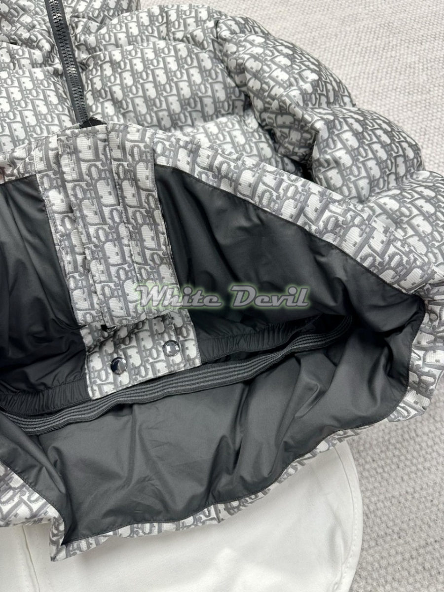 하얀악마 디올 패딩 (10).jpg
