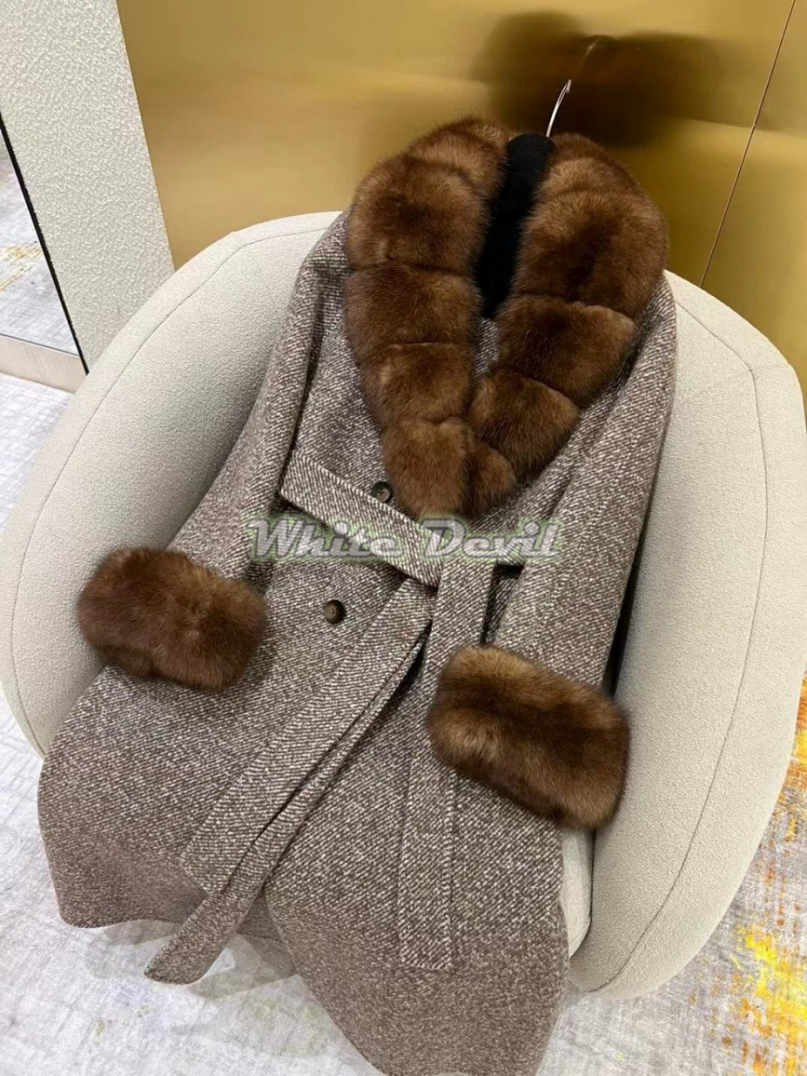 하얀악마 로로피아나 코트 (11).jpg