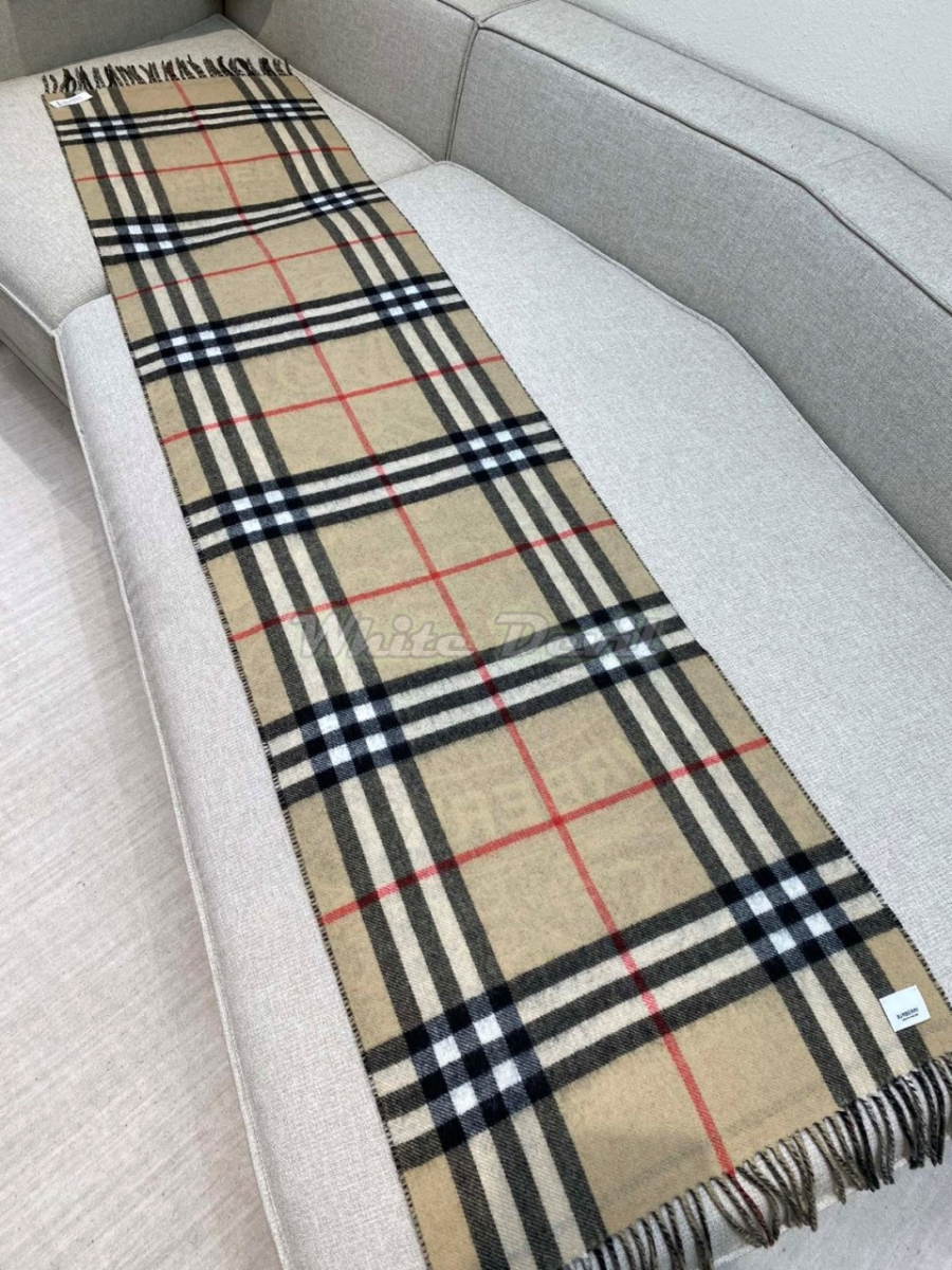 하얀악마 버버리 목도리 (10).jpg