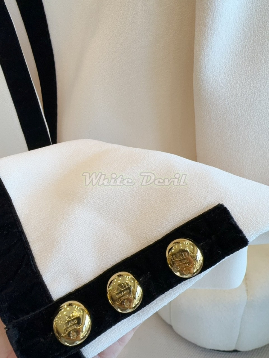 하얀악마 프라다 자켓 (10).jpg