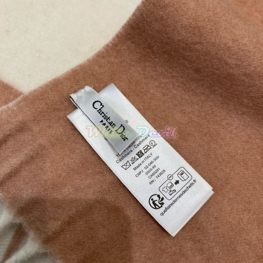 하얀악마 디올 목도리 (10).jpg