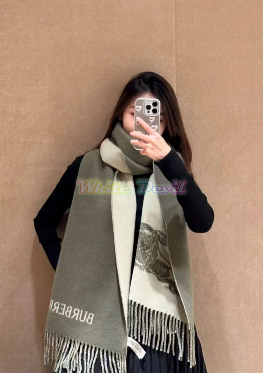 하얀악마 버버리 목도리 (3).jpg