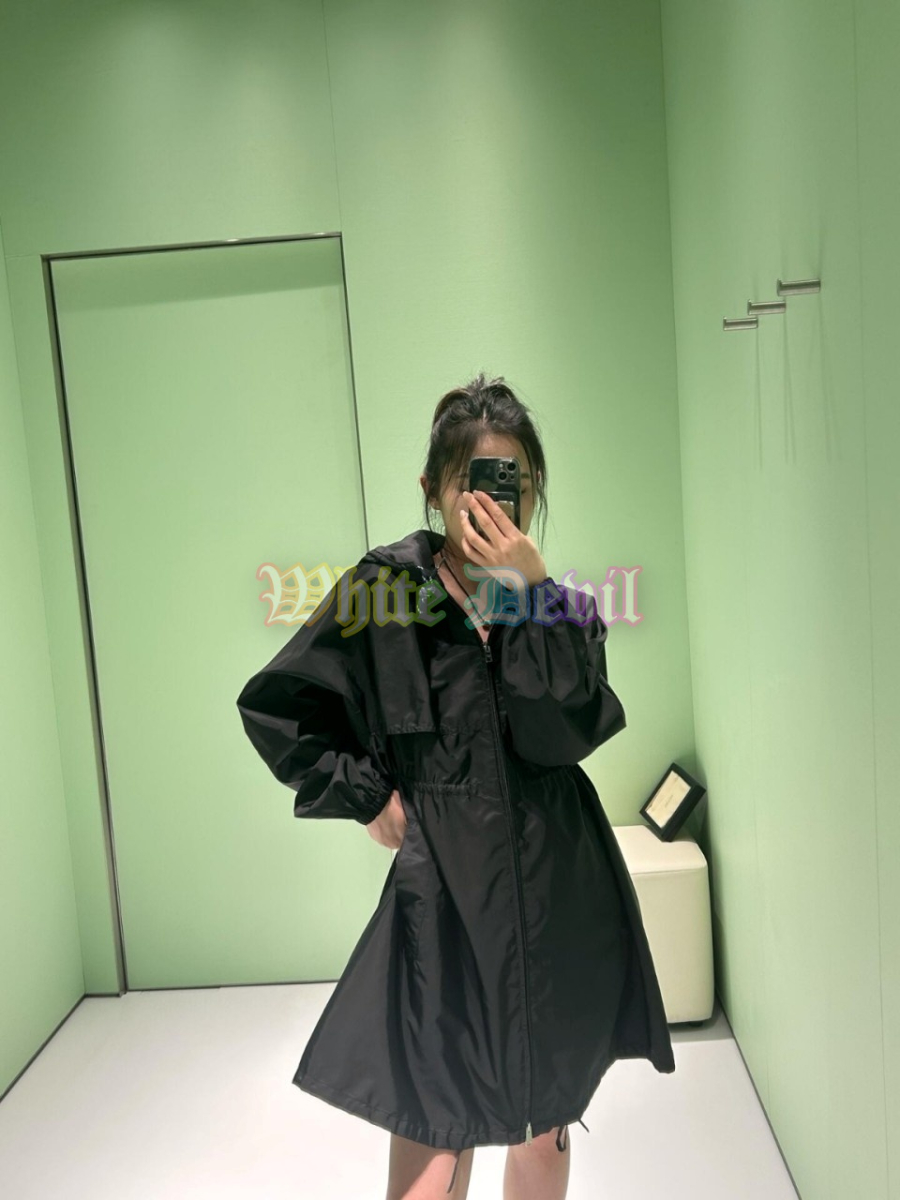 하얀악마 프라자 코트 (2).jpg