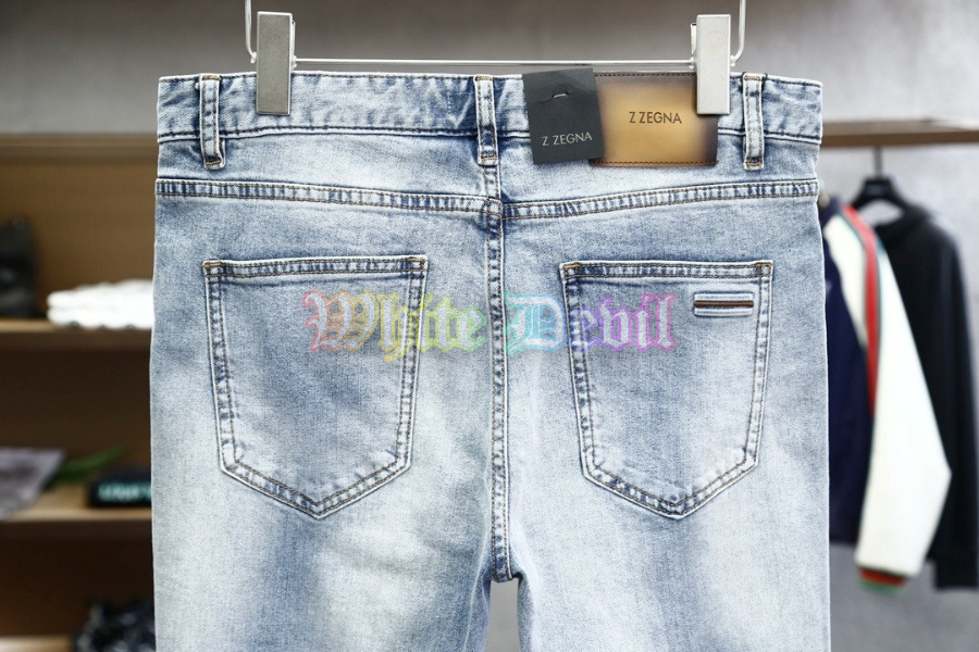 하얀악마 제냐 청바지 (7).jpg