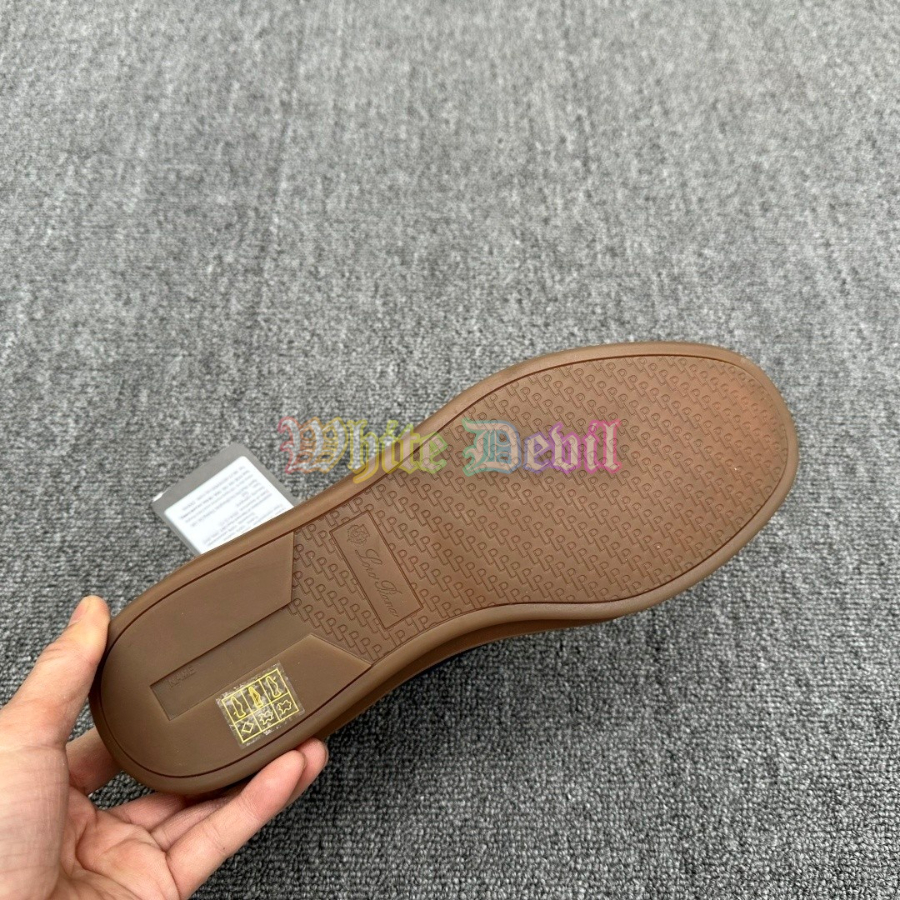 하얀악마 로로피아나 운동화 (13).jpg