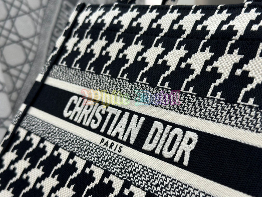 하얀악마 디올 북토트백 (14).jpg
