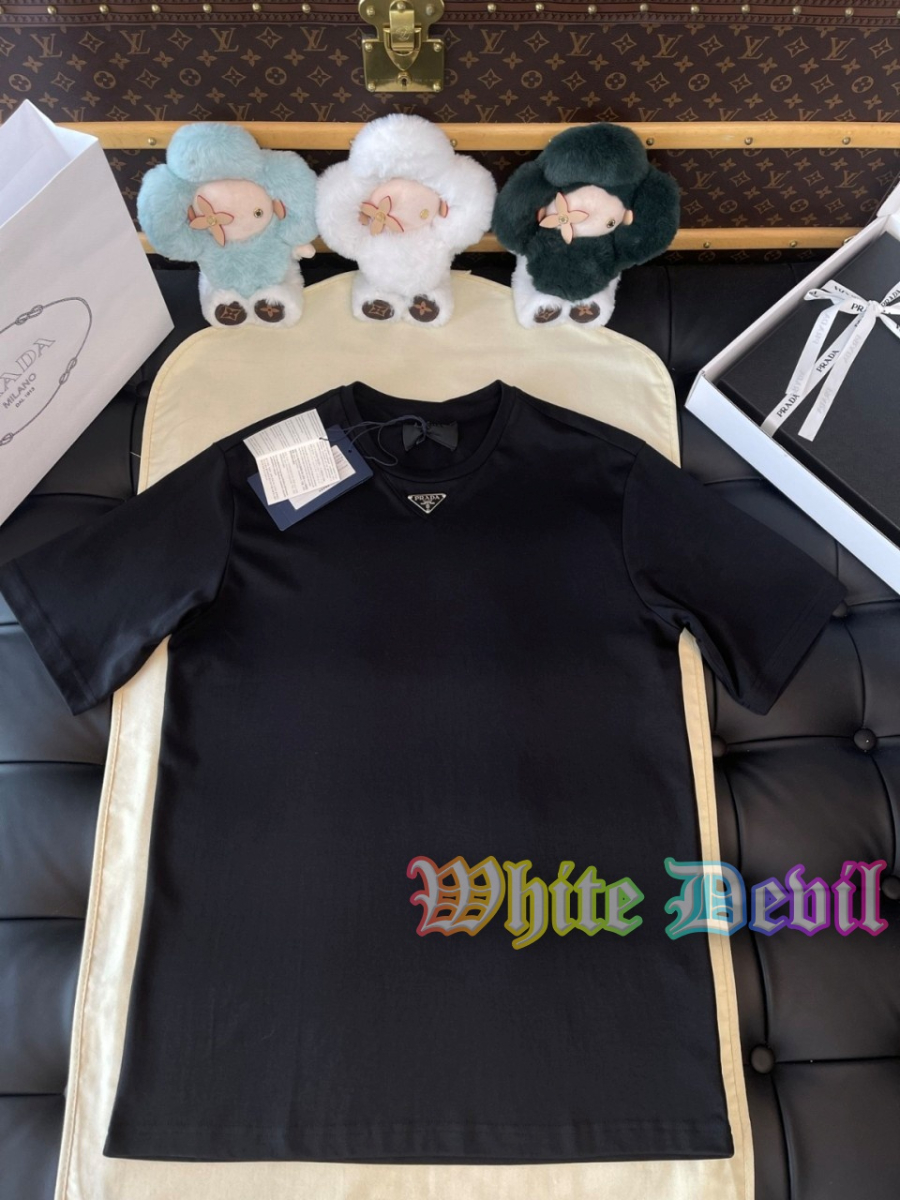 하얀악마 프라다 반팔티 (12).jpg