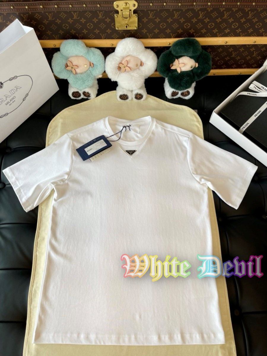 하얀악마 프라다 반팔티 (13).jpg