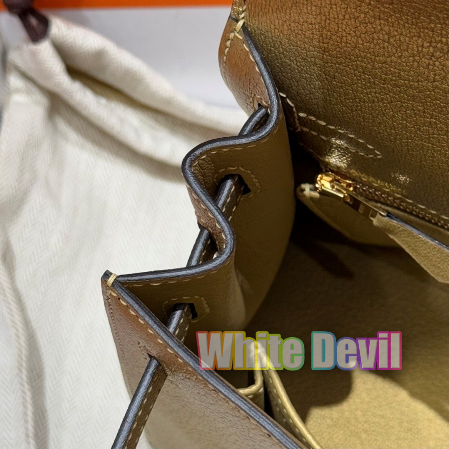 하얀악마 에르 켈리 (21).jpg