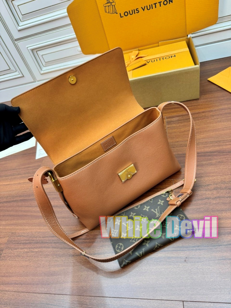 하얀악마 루이 메신저백 (6).jpg
