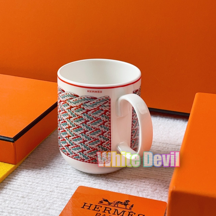 하얀악마 에르 머그컵 (4).jpg