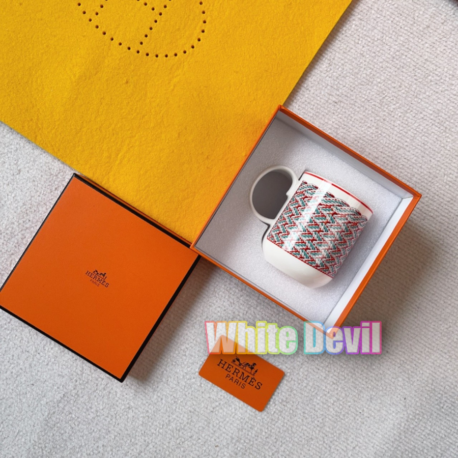 하얀악마 에르 머그컵 (6).jpg