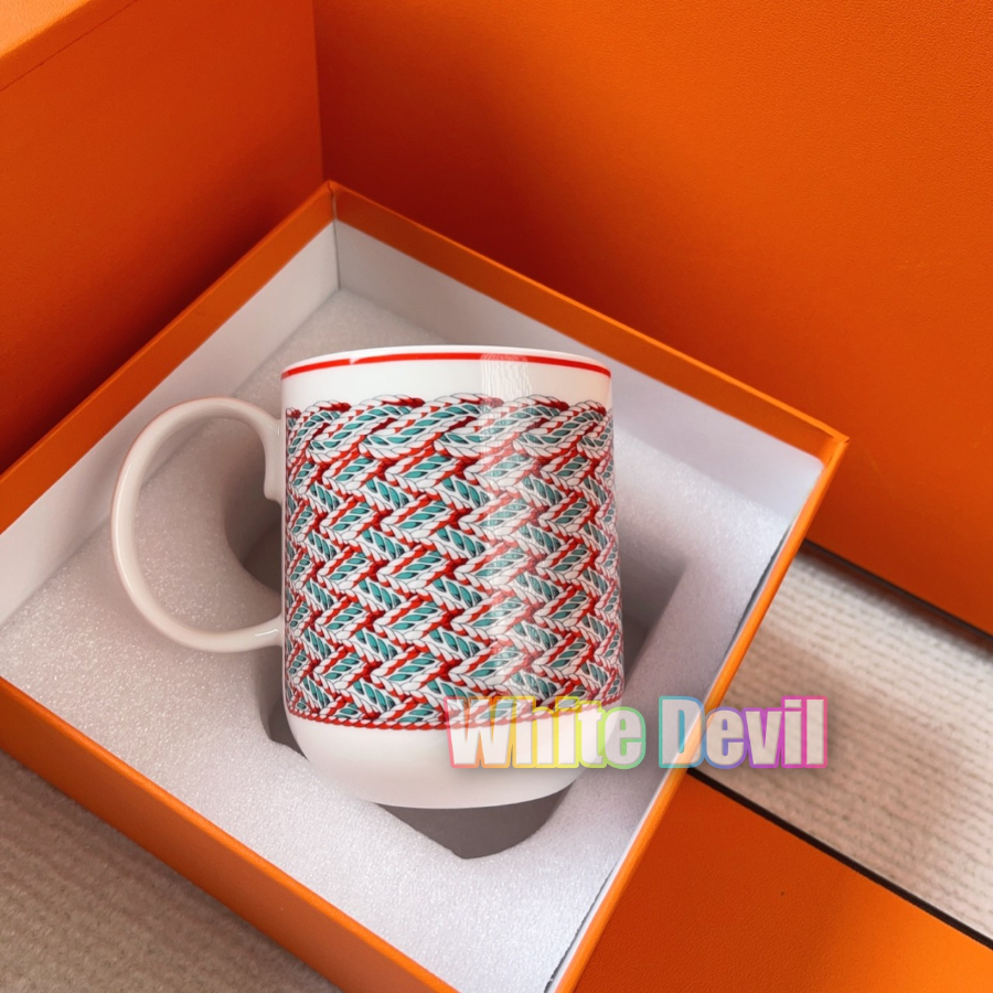 하얀악마 에르 머그컵 (8).jpg